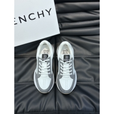 Givenchy Sneakers